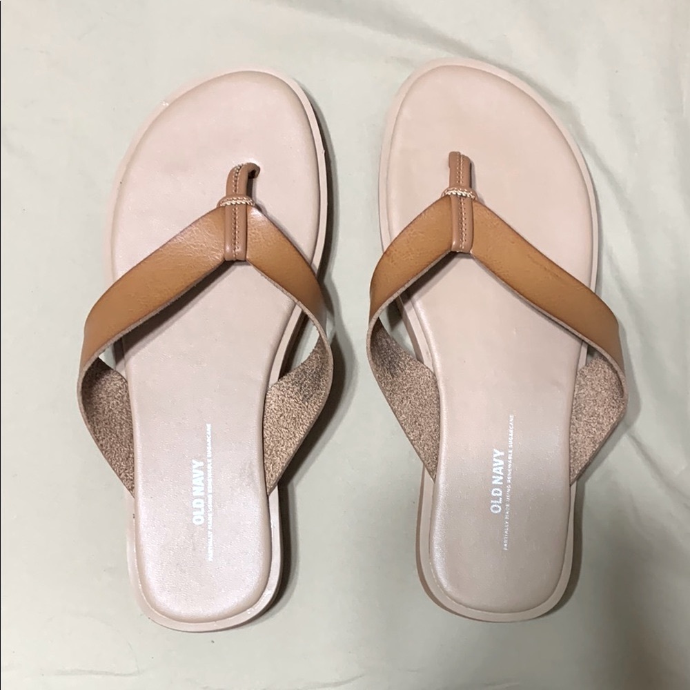 Old Navy Flip-Flop / Sandals